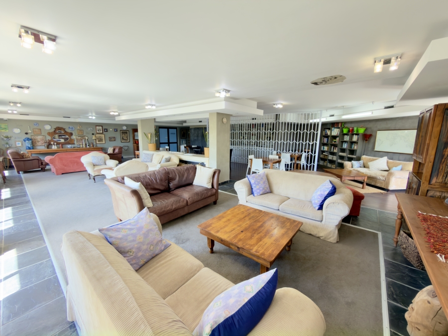1 Bedroom Property for Sale in Royal Ascot Western Cape